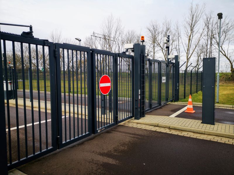 Commercial Fencing Service detail